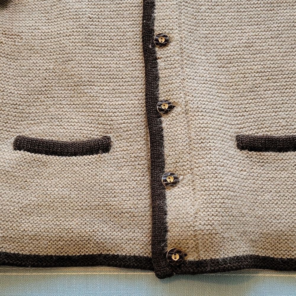 Steffner lambs wool cardigan - Picture 3 of 7